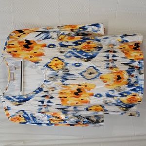 Chico's sz 3 Stretchy Top